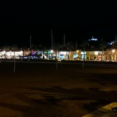 Apartamento En El Centro Del Puerto De Mazarron Apartment Bagian luar foto