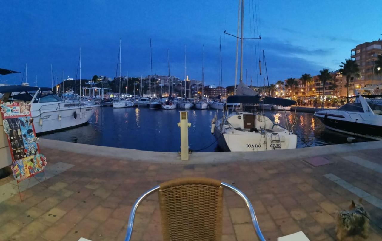 Apartamento En El Centro Del Puerto De Mazarron Apartment Bagian luar foto